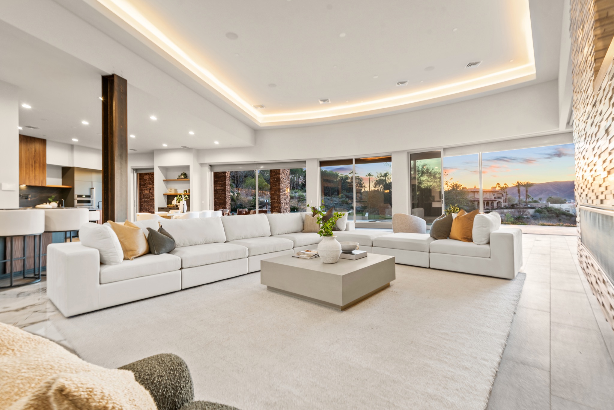 1 Costa Del Sol Ct Utopia Home Staging Vegas 77