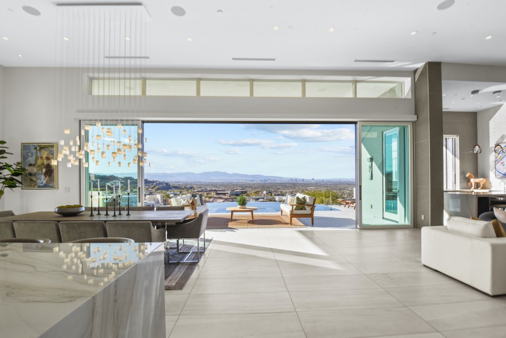 What to Expect When Working with a Home Stager 3 | Luxury Home Staging & Design in Las Vegas Luxury home staging Las Vegas showing what to expect from professional staging services