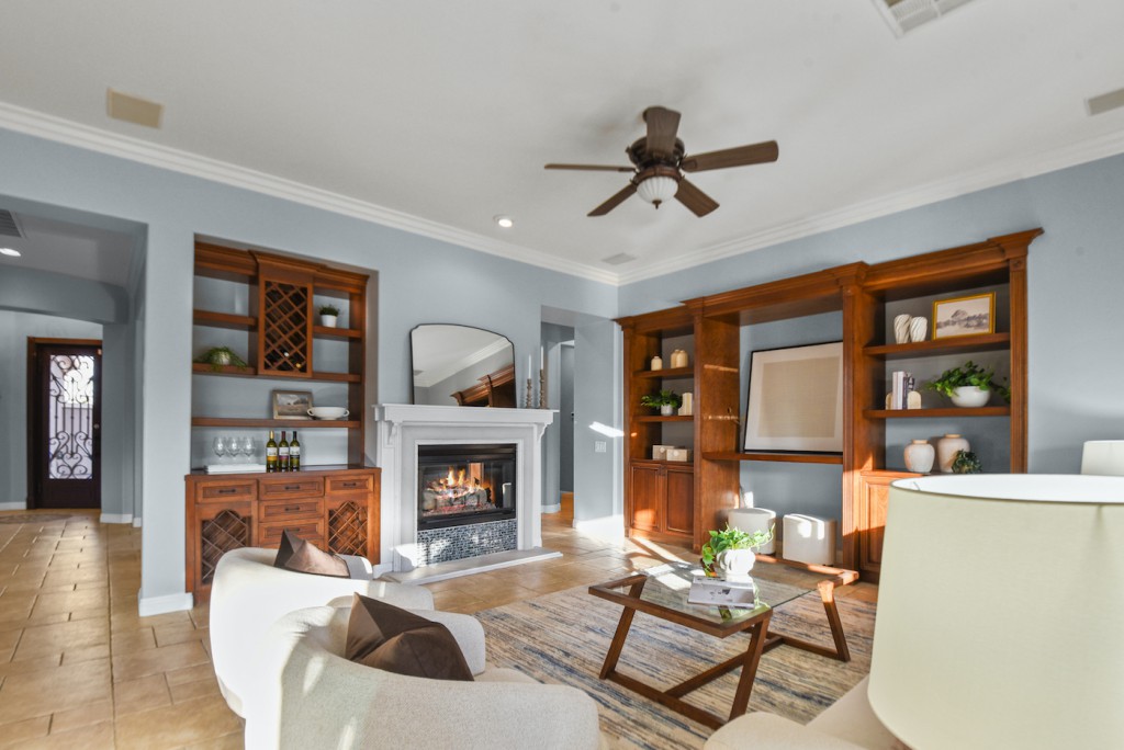 Home Staging vs Interior Design: What's the Difference? 5 | Luxury Home Staging & Design in Las Vegas Professional home staging Las Vegas showing broad appeal design vs personalized interior design