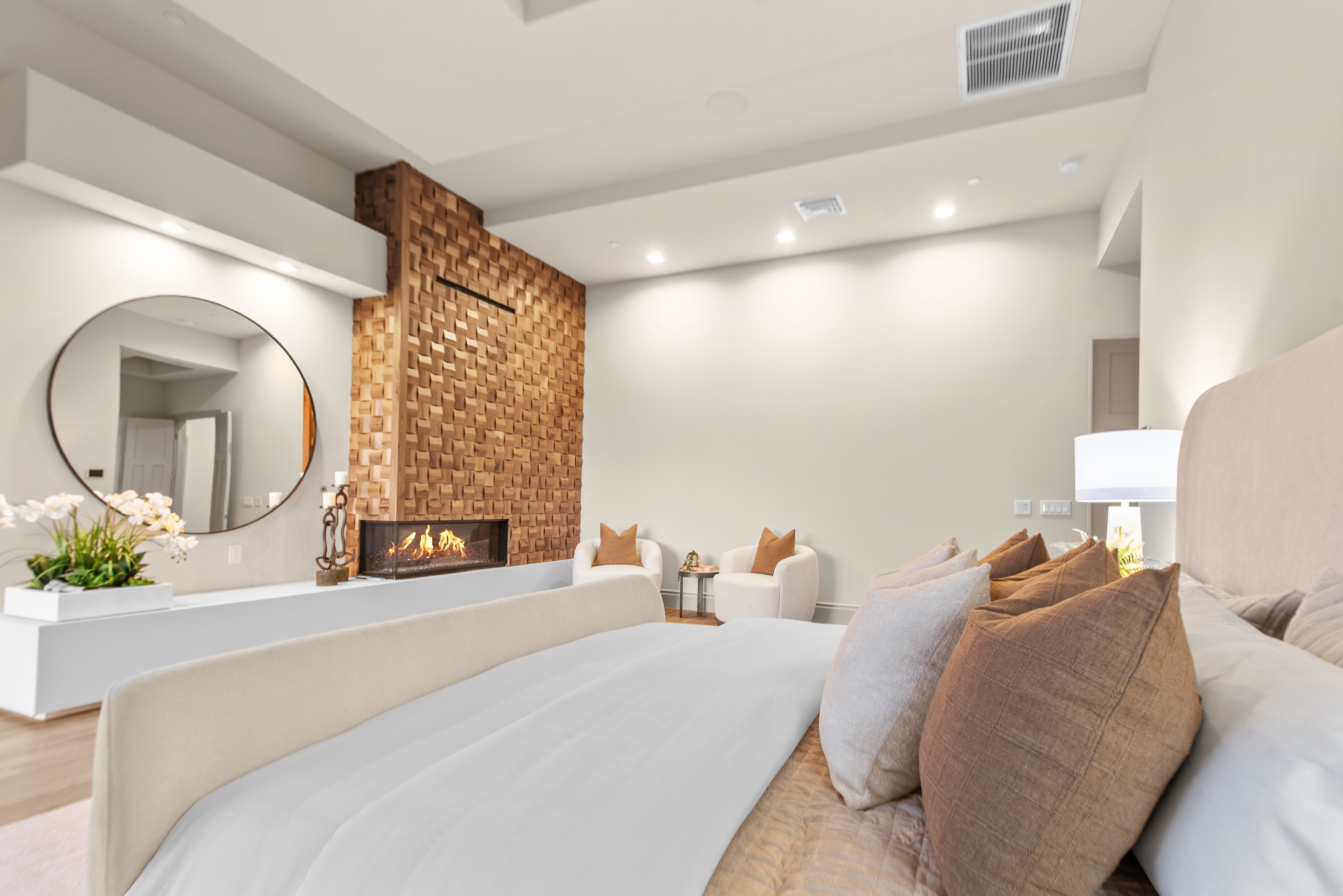 Architectural Staging Las Vegas: Respecting the Design Intent of Modern Homes 1 | Luxury Home Staging & Design in Las Vegas Architectural staging Las Vegas desert modern great room with curved glass and sunset views