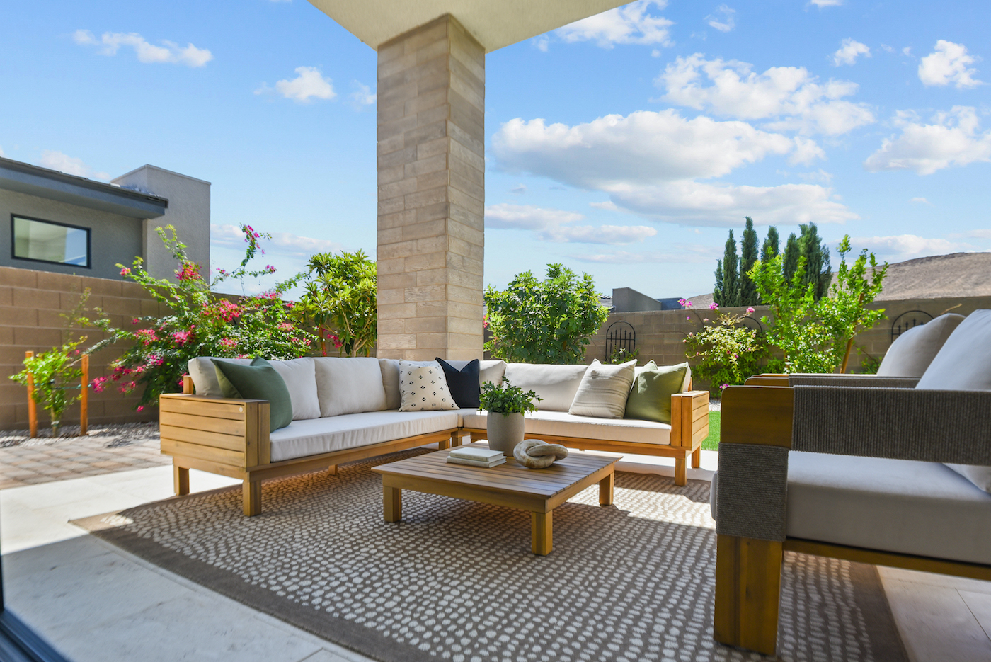 Summer Home Staging in Las Vegas: Designing Listings That Beat the Heat 3 | Luxury Home Staging & Design in Las Vegas Summer home staging Las Vegas outdoor patio — 5167 Stone View staged by Utopia Home Staging