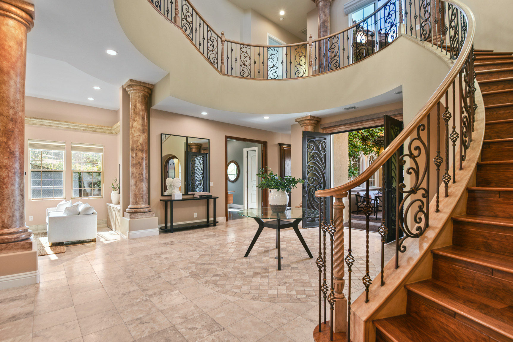 Case Studies 16 | Luxury Home Staging & Design in Las Vegas 1920 Redbird Crest Ln Utopia Home Staging Vegas 8 - after